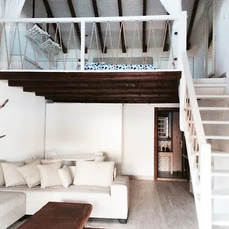 Otel Vira Demir *