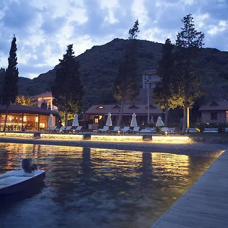 Vira Demir Hotel