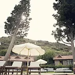 Vira Demir Hotel *