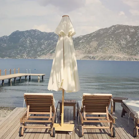 Vira Demir ホテル マルマリス